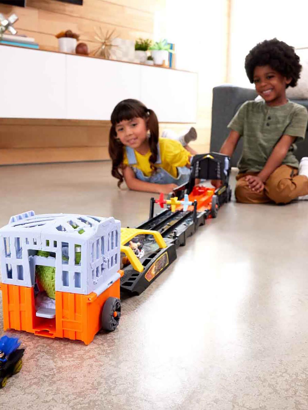 Hot Wheels Racerverse Ultimate Batman Pist Seti