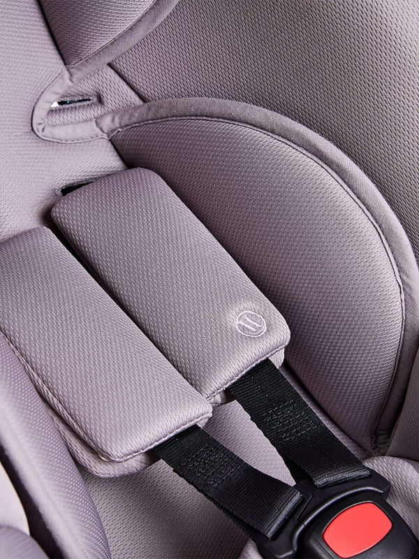 Avionaut Cosmo İ-Size Oto Koltuğu 0-13 Kg  - Gri