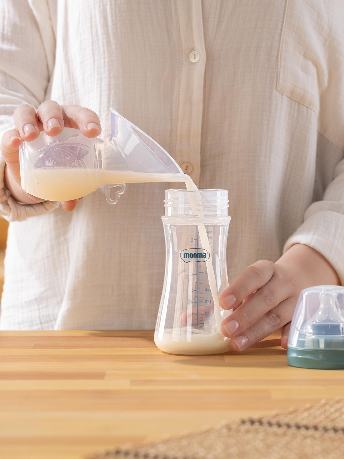 Mooma Silikon Göğüs Pompası