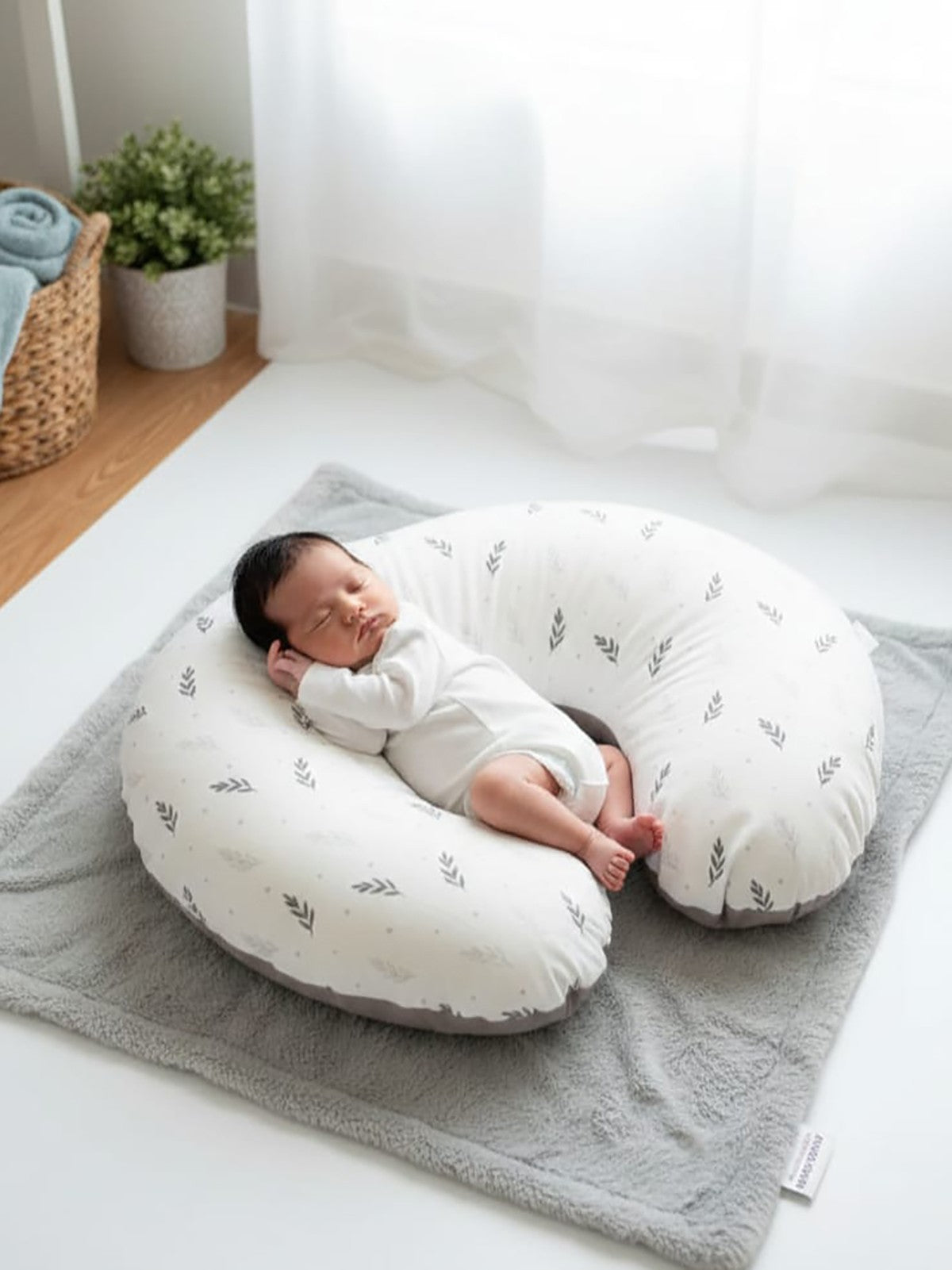 Yuar Baby Leaf Desenli Emzirme Minderi - Gri