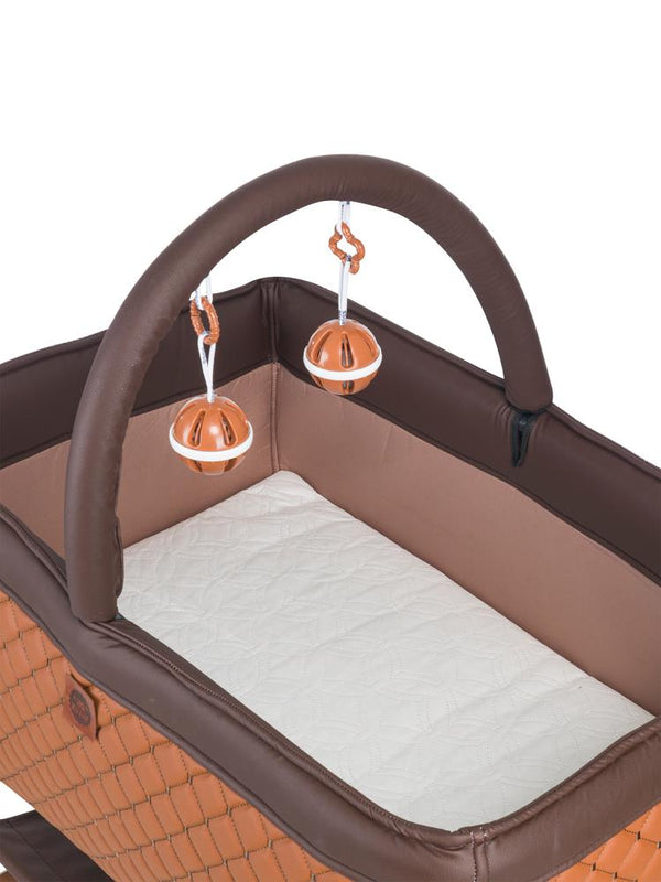 Kujju Harmony Deri Kumaşlı Mini Anne Yanı Beşik - Kahverengi