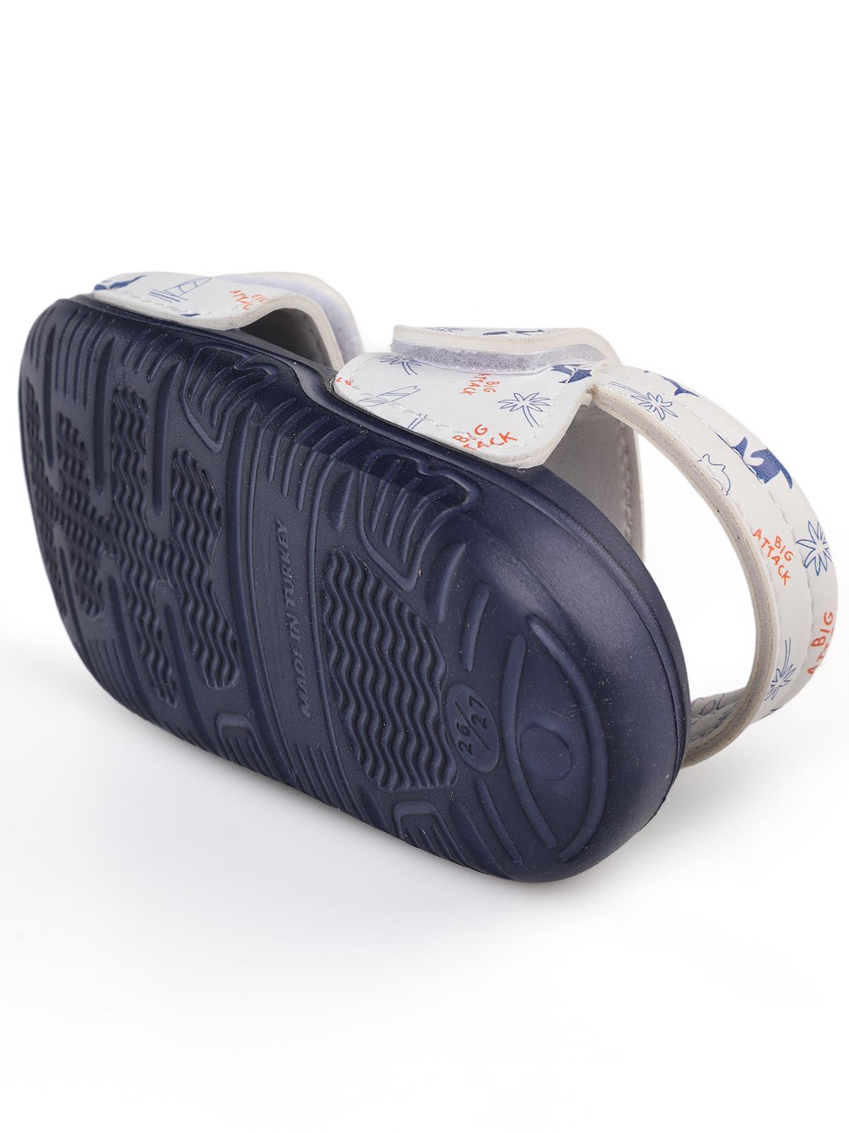 Civil Boys Köpekbalığı Desenli 26-32 Numara Sandalet - Beyaz