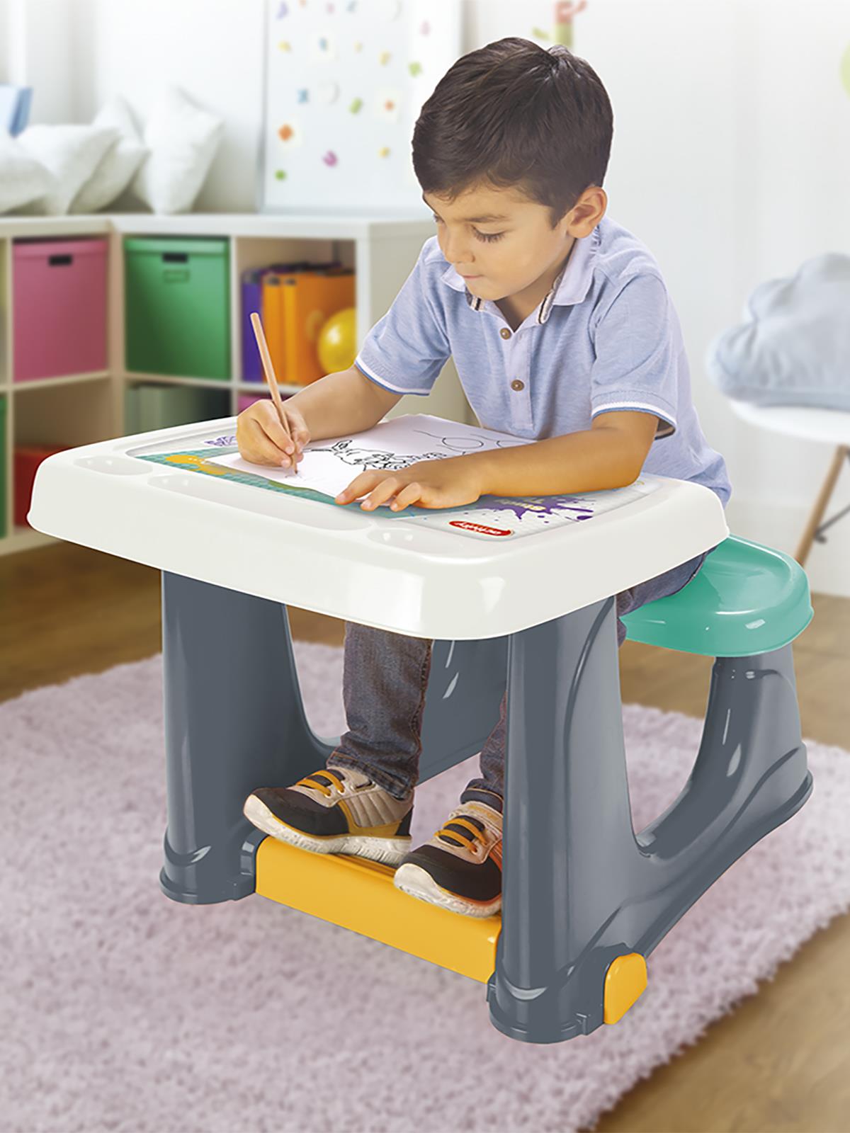 Dolu Çalışma Masası