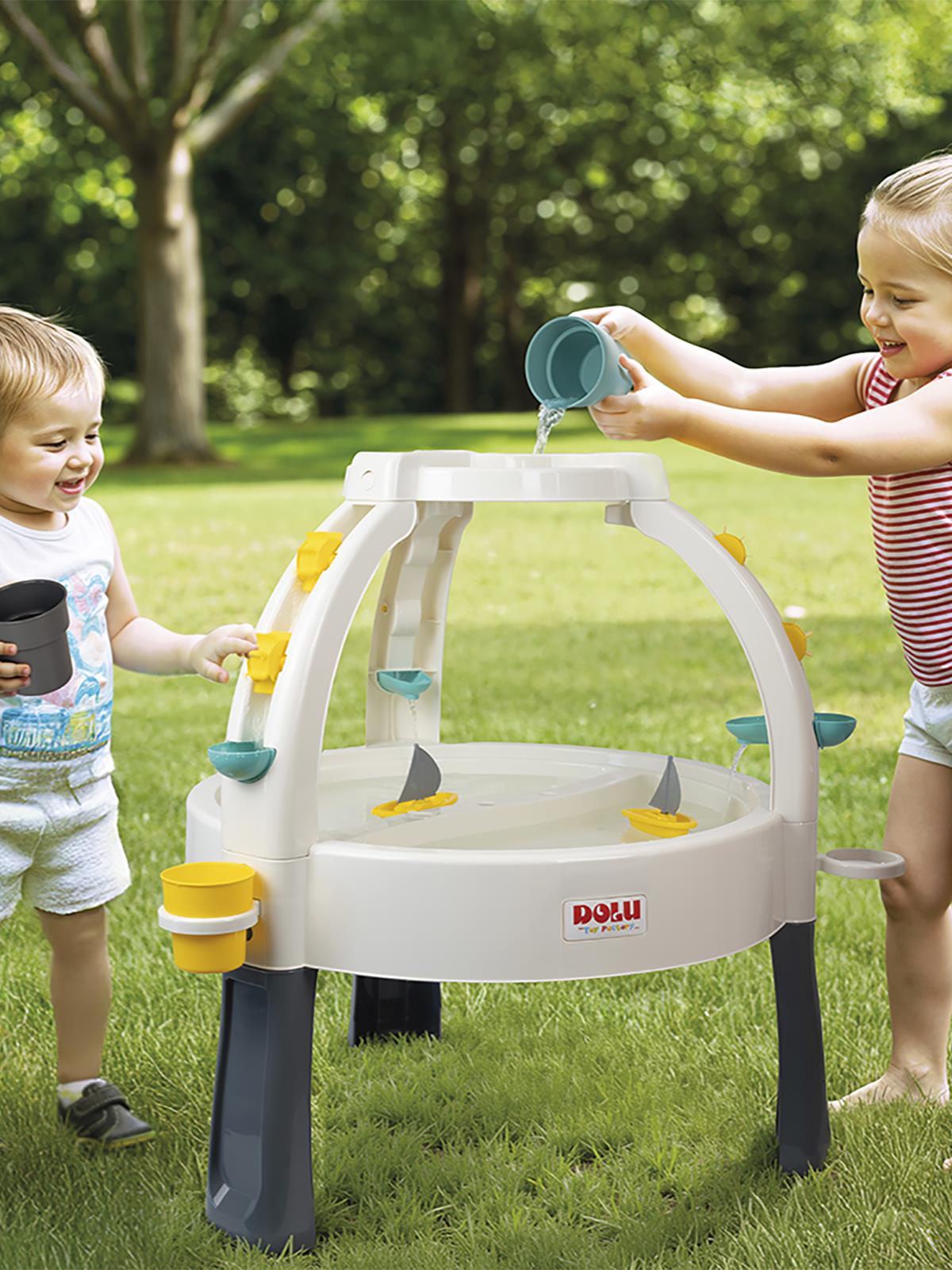 Dolu Eğlenceli Çeşme Kum Ve Su Masası